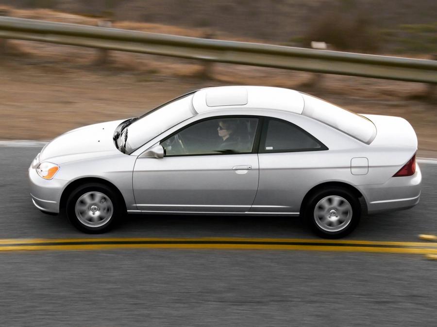  Honda Civic Coupe 2001 года  (US) (фото 8 из 11)